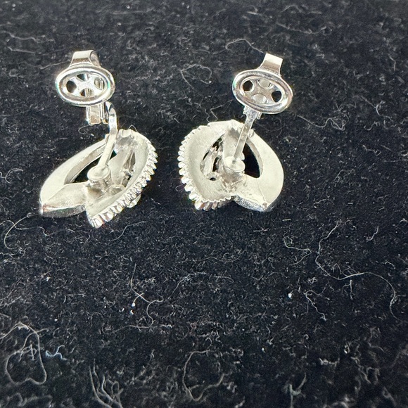 Vintage Crown Trifari Silver-Tone Leaf Design Clip-On Earrings